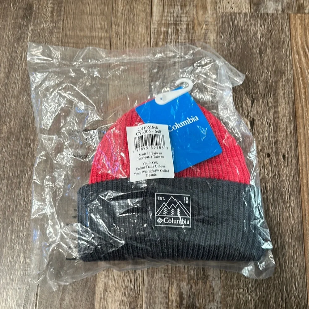 NWT • Columbia • whiribird cuffed Knit beanie